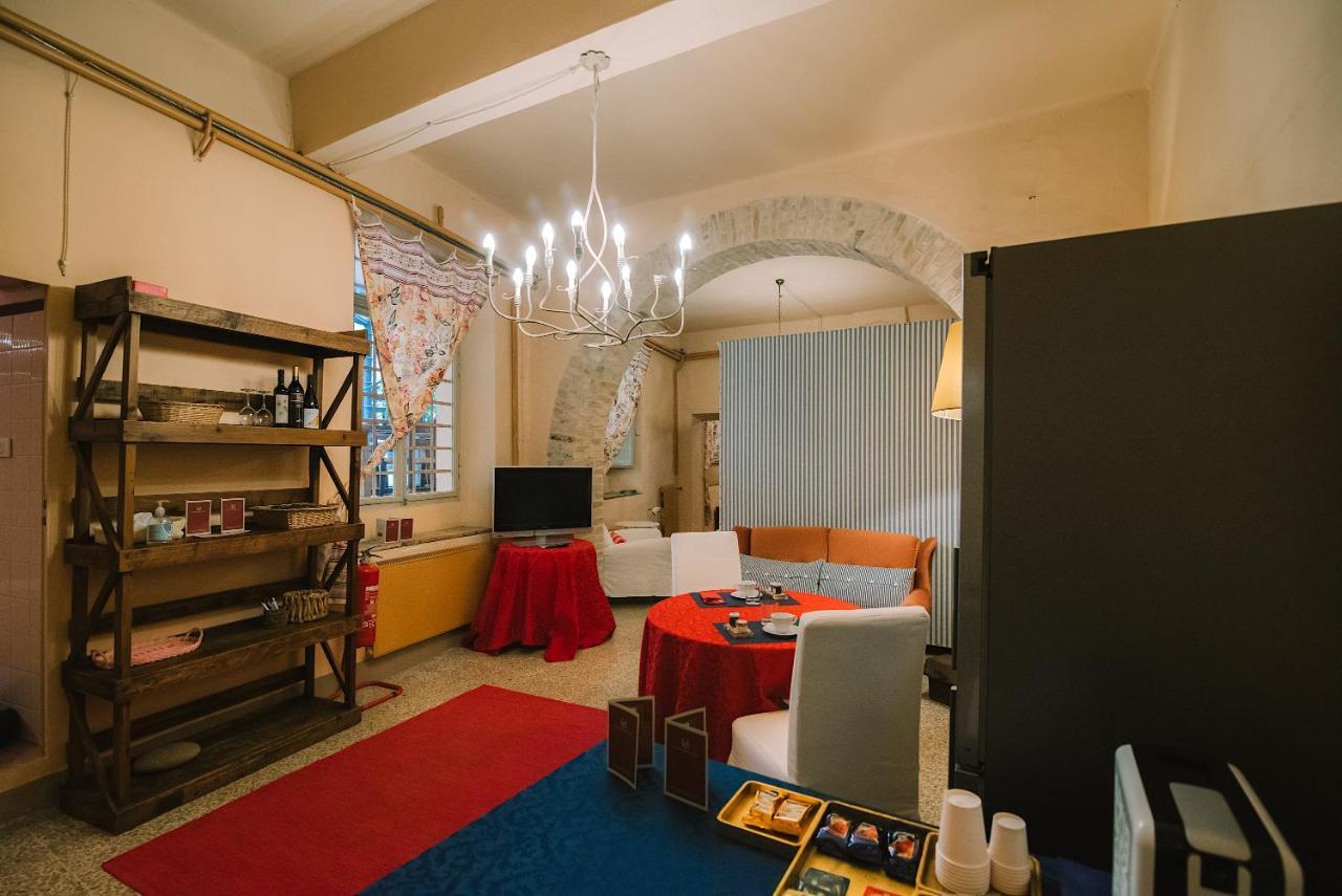 Palazzo Romani Adami فيرمو المظهر الخارجي الصورة