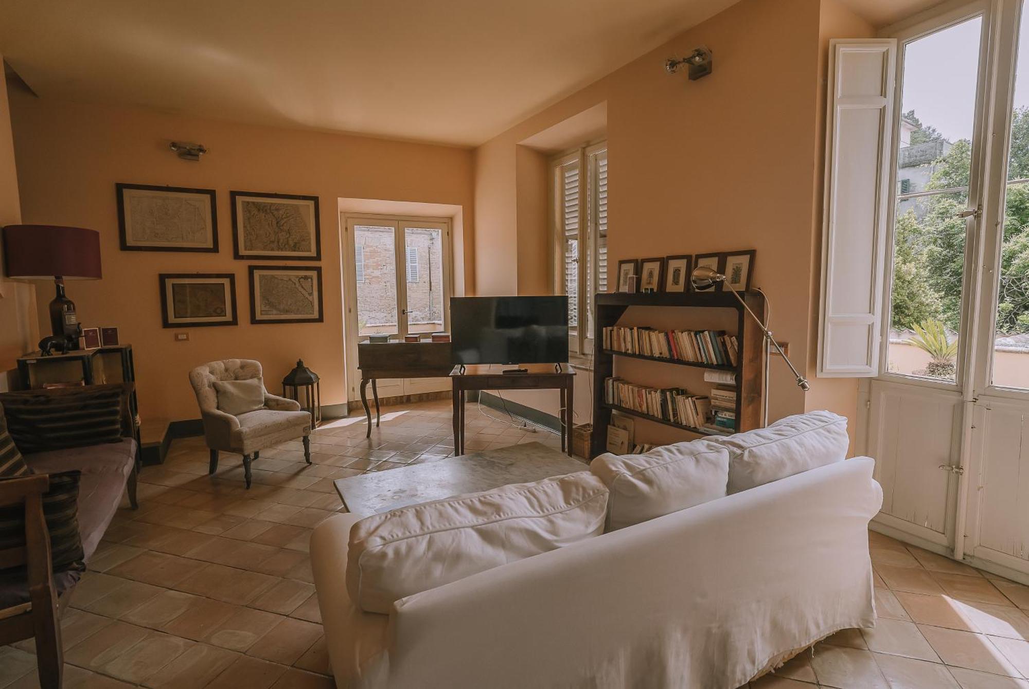 Palazzo Romani Adami فيرمو المظهر الخارجي الصورة